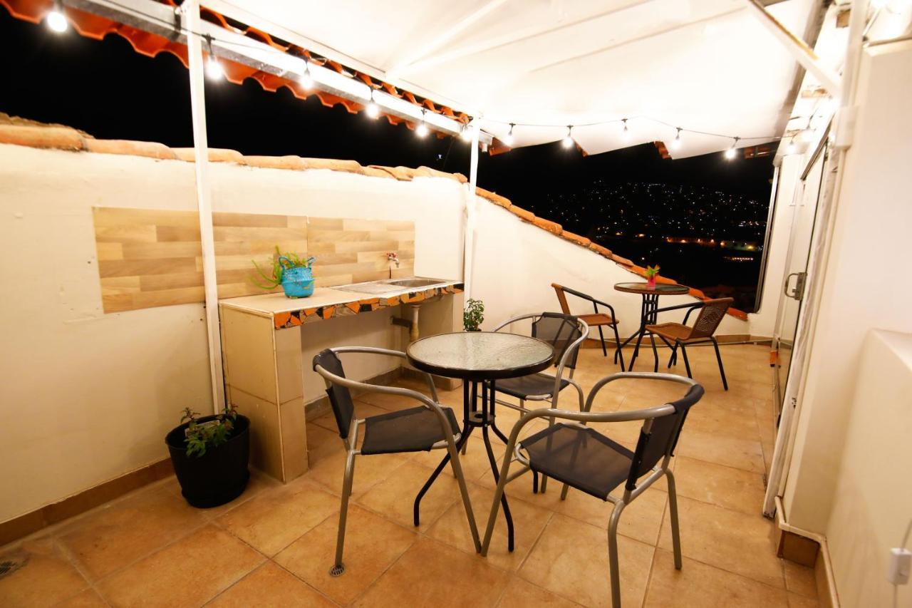 Casona Tordo - A 3 Cdras De La Plaza - Habitaciones Con Bano Privado Куско Экстерьер фото