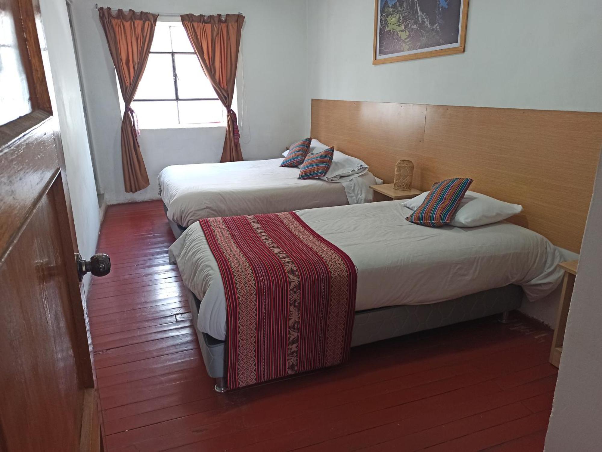 Casona Tordo - A 3 Cdras De La Plaza - Habitaciones Con Bano Privado Куско Экстерьер фото